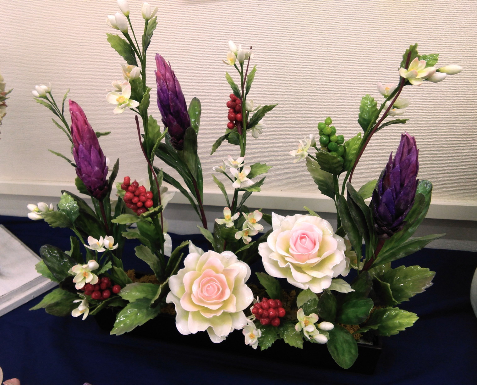 陶器のような輝き ロウフラワー