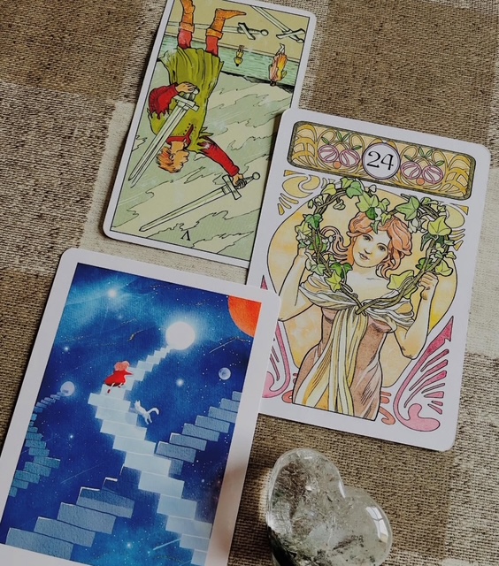 奥深い占いの世界 (6回コース) はじめてのタロットカード 新春の新講座 2/10(火)スタート