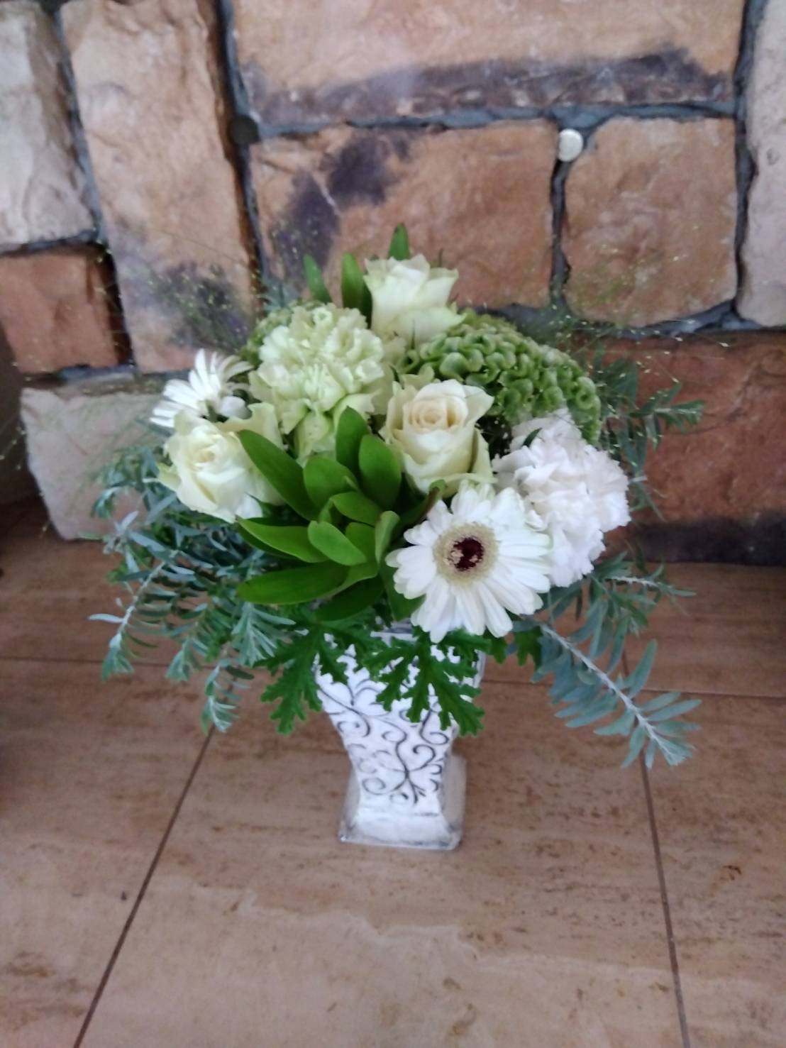 花と遊ぶ フラワーアレンジメント