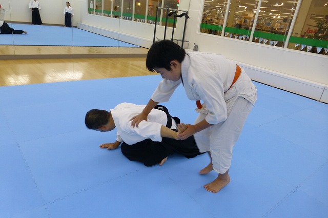 女性が始める合気道 強く・楽しく・しなやかに