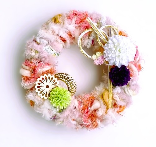 ふわふわ毛糸で作る 和風リース