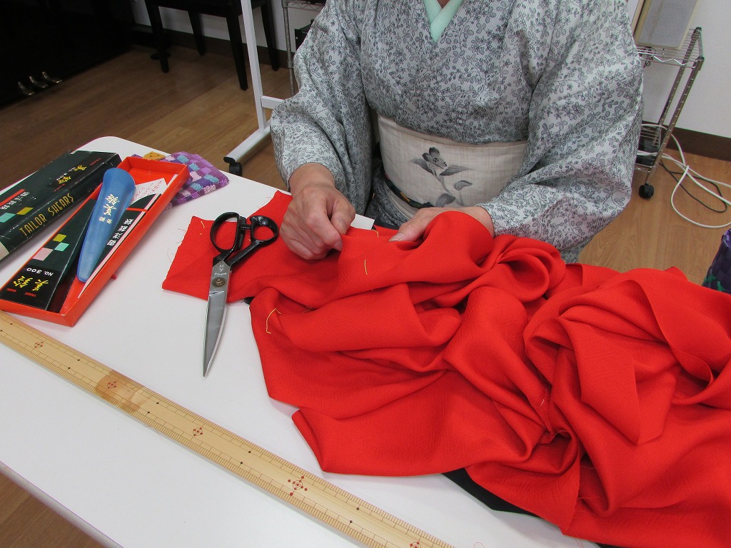 仕立て直しも習える 和裁 16:30 夏の新講座 6/3(水)15:00見学説明会