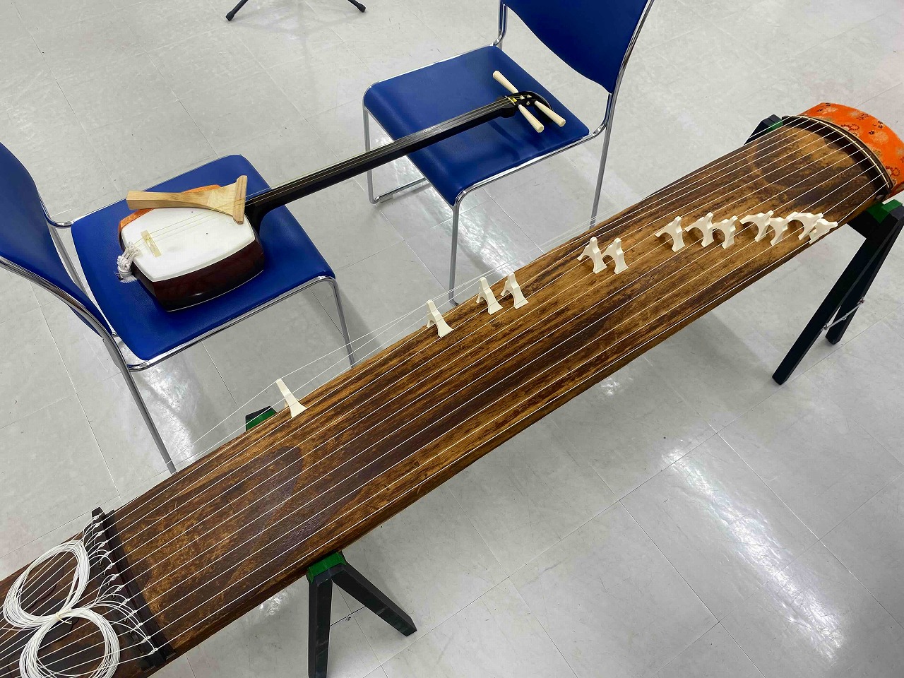 椅子席 25分個人レッスン 三味線教室/おこと(箏)