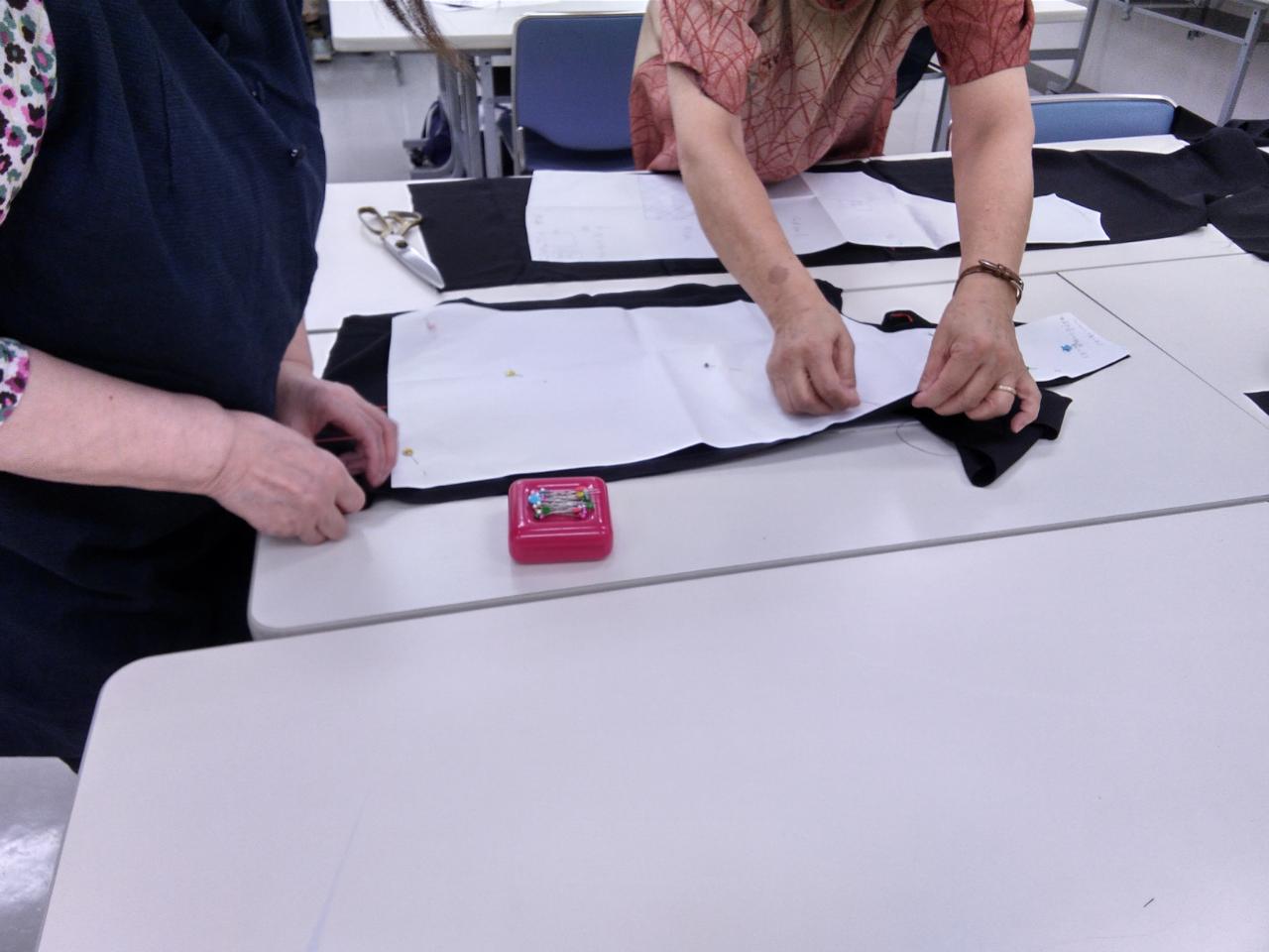 お手持ちの着物を大事に使って 和服地の簡単リメイク