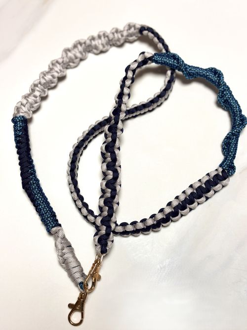 編み方いろいろ パラコードストラップ(全3回) 新春号新講座2/19(木)スタート