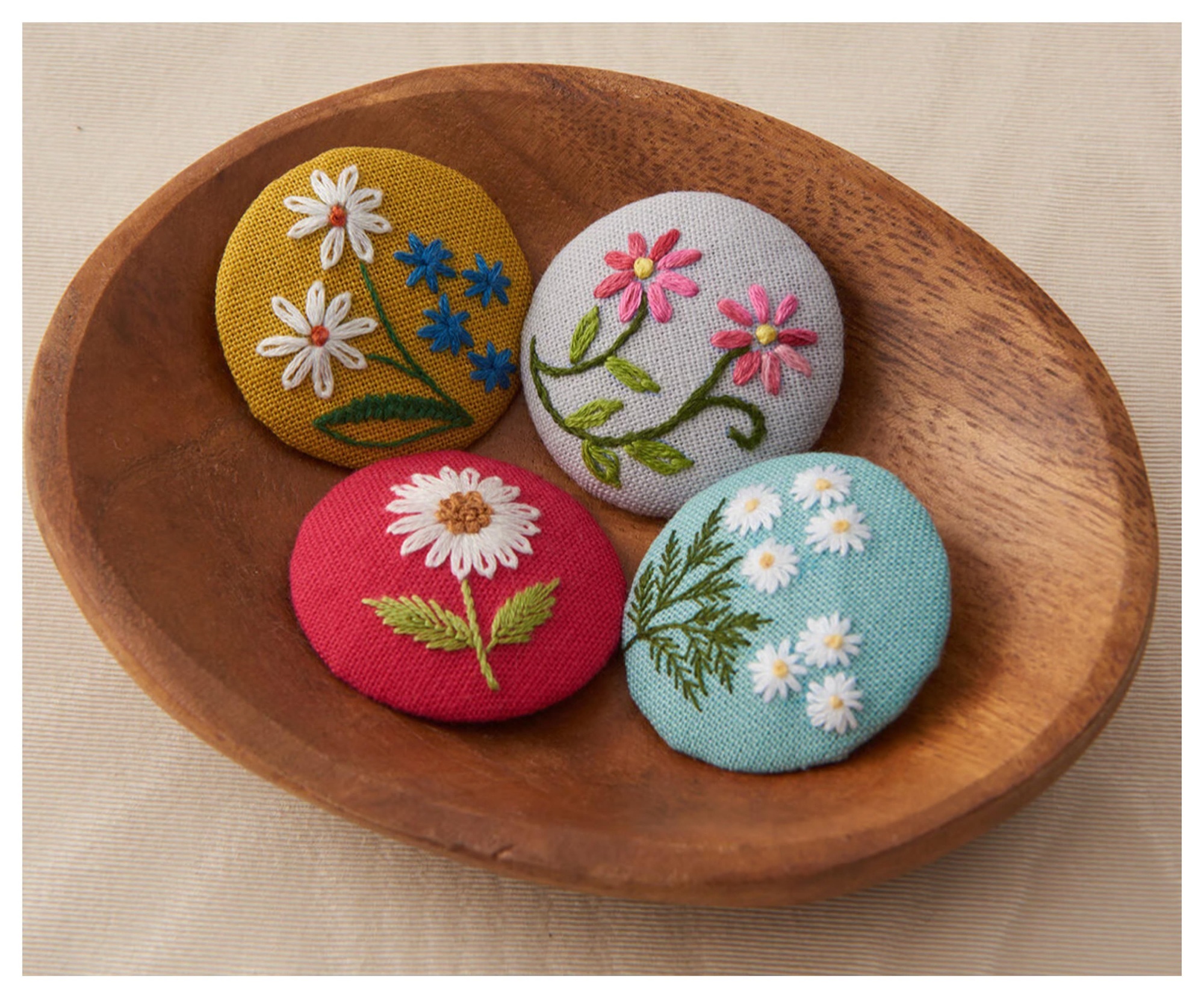 基本の刺繍から立体まで はじめての戸塚刺しゅう 新春の新講座  一日体験会 2/13(金)