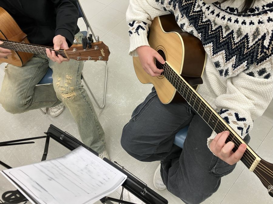 指一本のコードから たのしいギター(木)