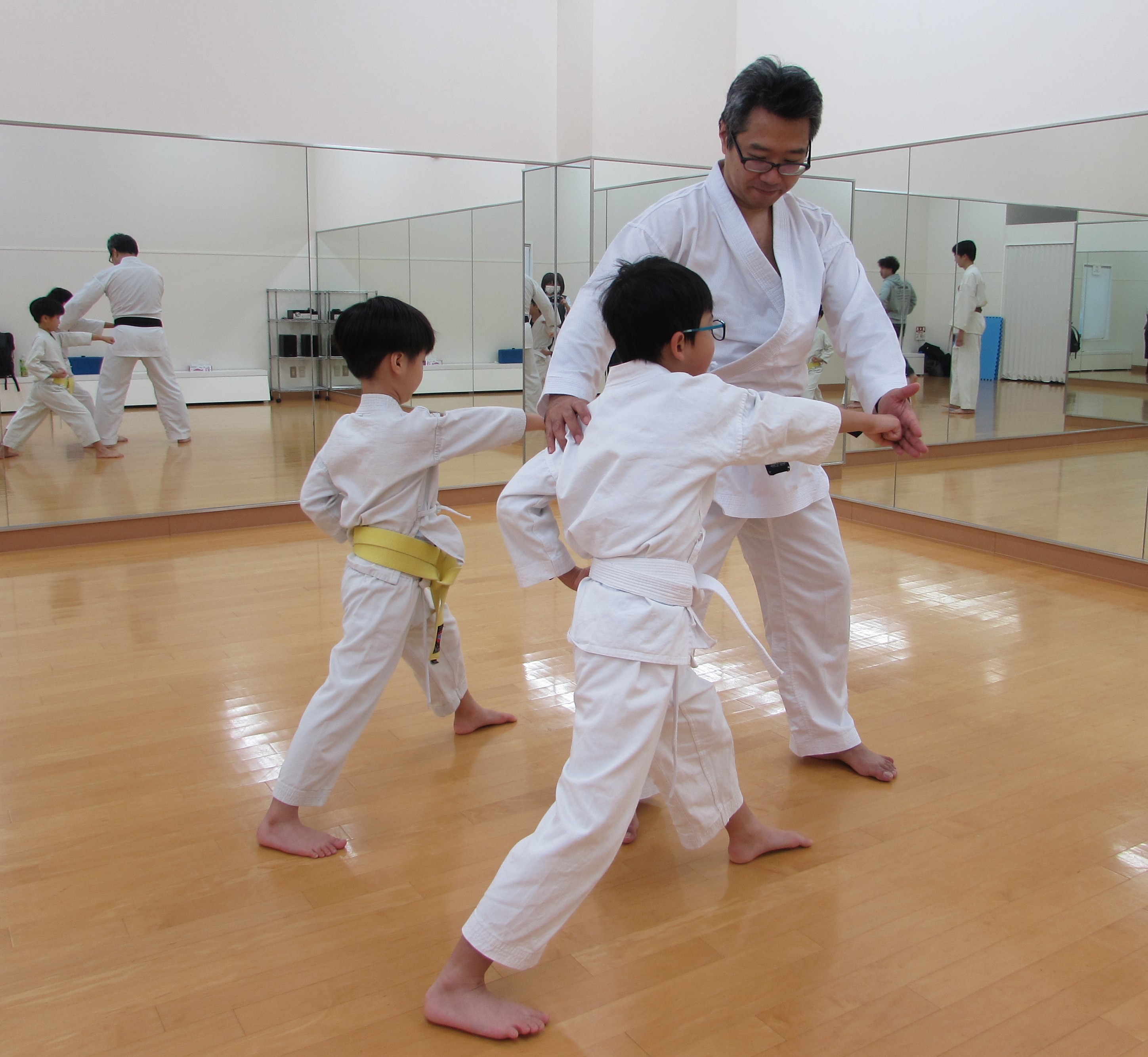 無理なく通える隔週クラス 空手教室(月2回)