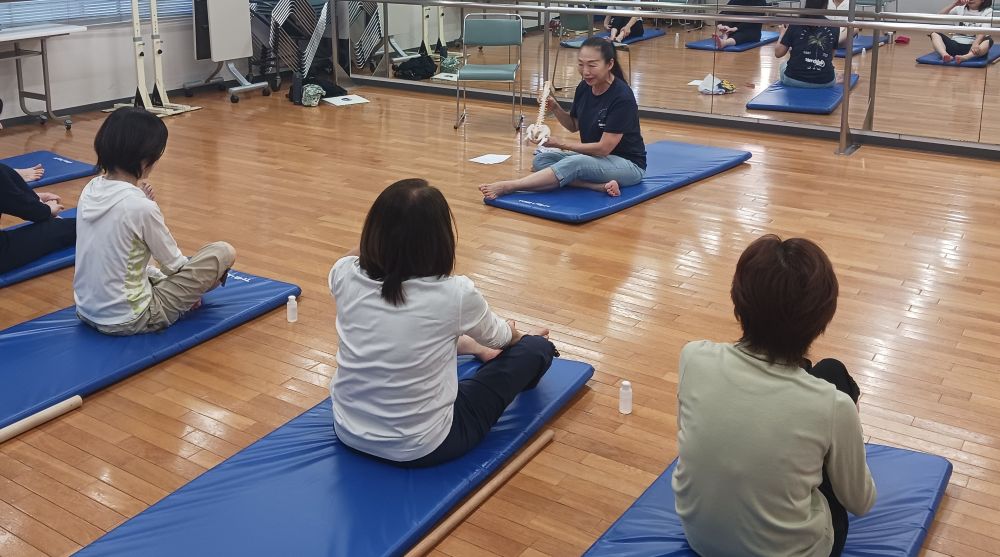 自分の力で身体を変えよう 整体師と学ぶセルフ整体 毎土①②③④