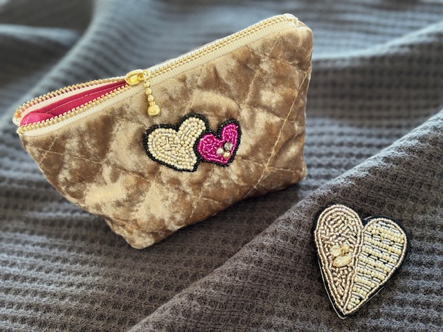 基礎からゆっくり丁寧に ビーズ刺繍を楽しもう