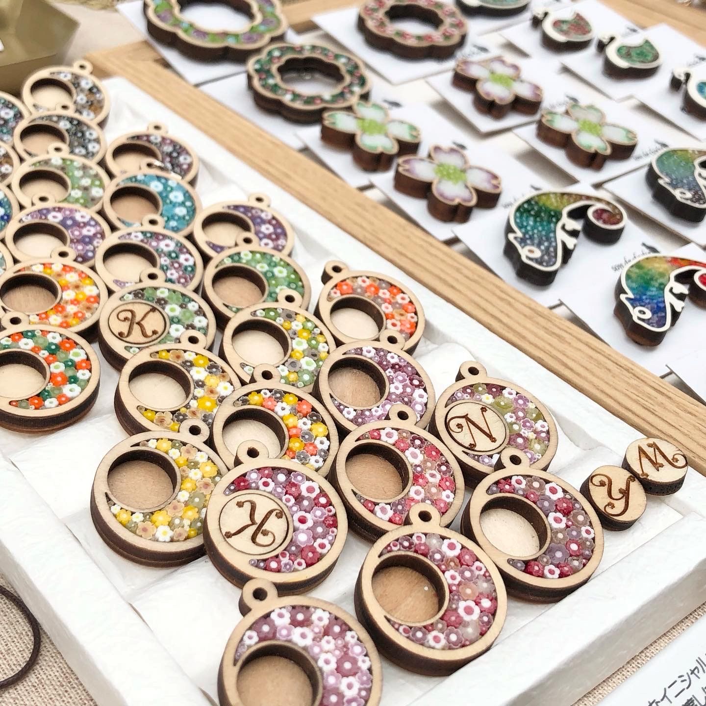 キラキラガラスが美しい ミクロモザイク