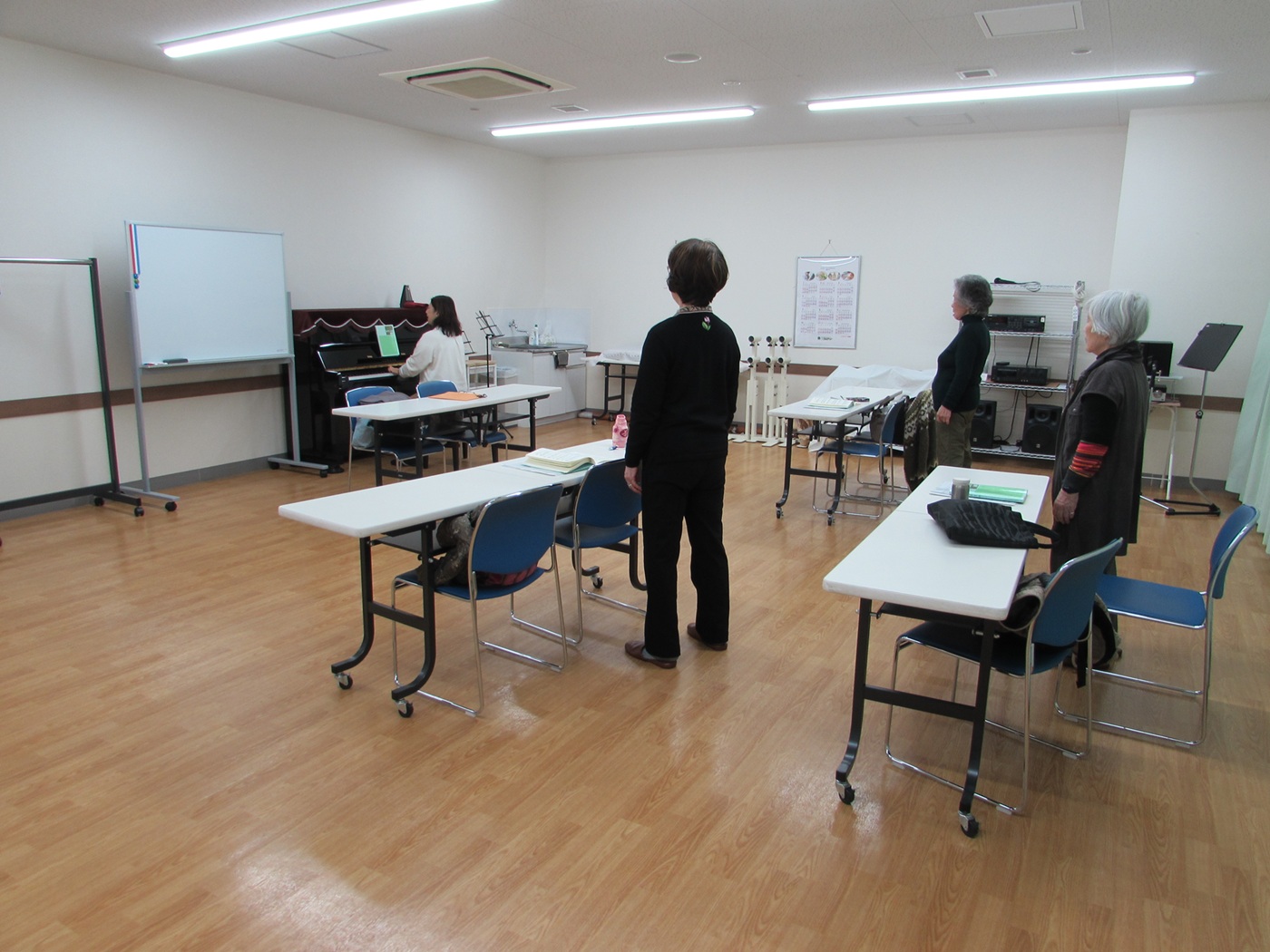 ピアノ生伴奏で 世界各国の名歌を歌おう!