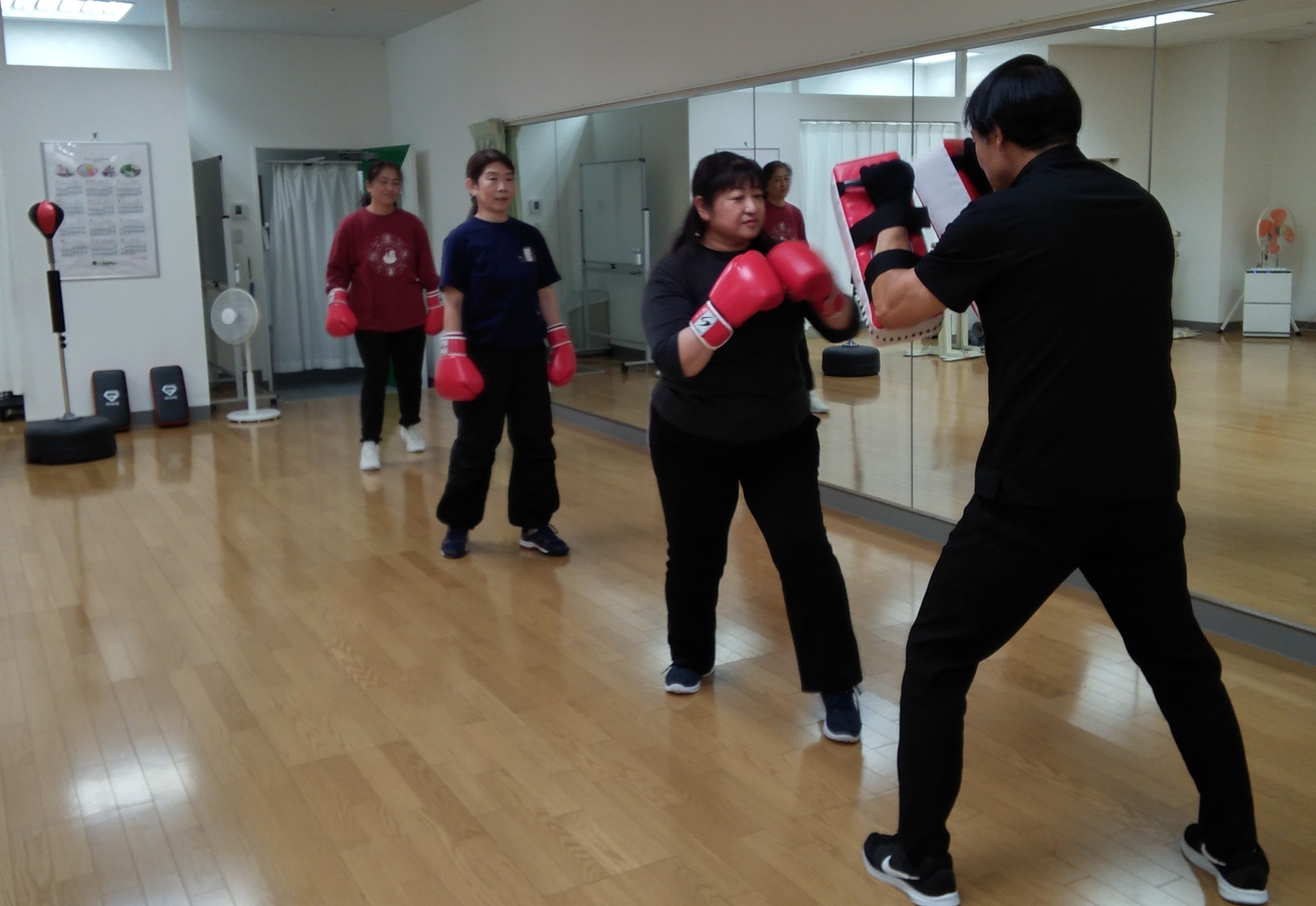 キックボクシングエクササイズ