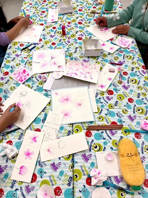 第1週 土曜 わくわくアート実験室(小学生) 体験日2/7(土)  体験費 880円  教材費 440円