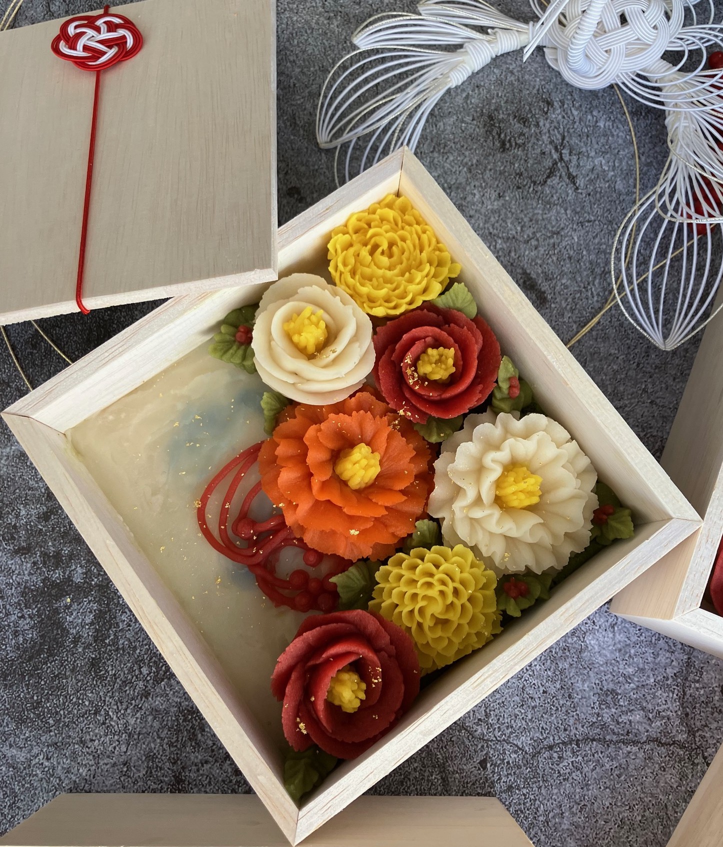 (全3回)お花絞り あんこのお花🄬 【新春の新講座】2/27(金)スタート