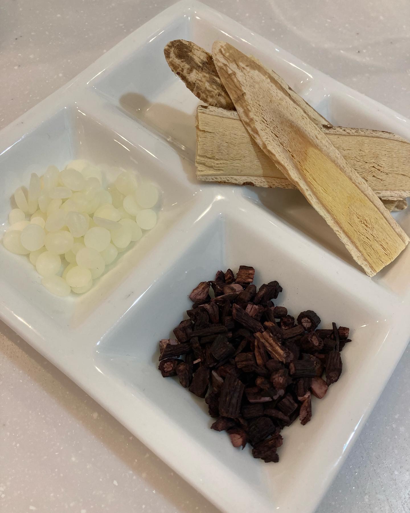 肌トラブルに万能軟膏 手軽に作れる紫雲膏2/24(火)1DAYレッスン