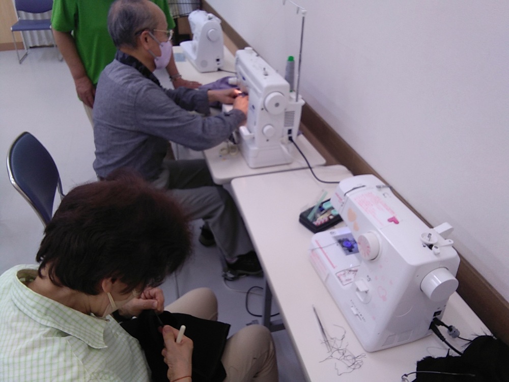 縫い方のポイントを学ぶ 洋裁講座