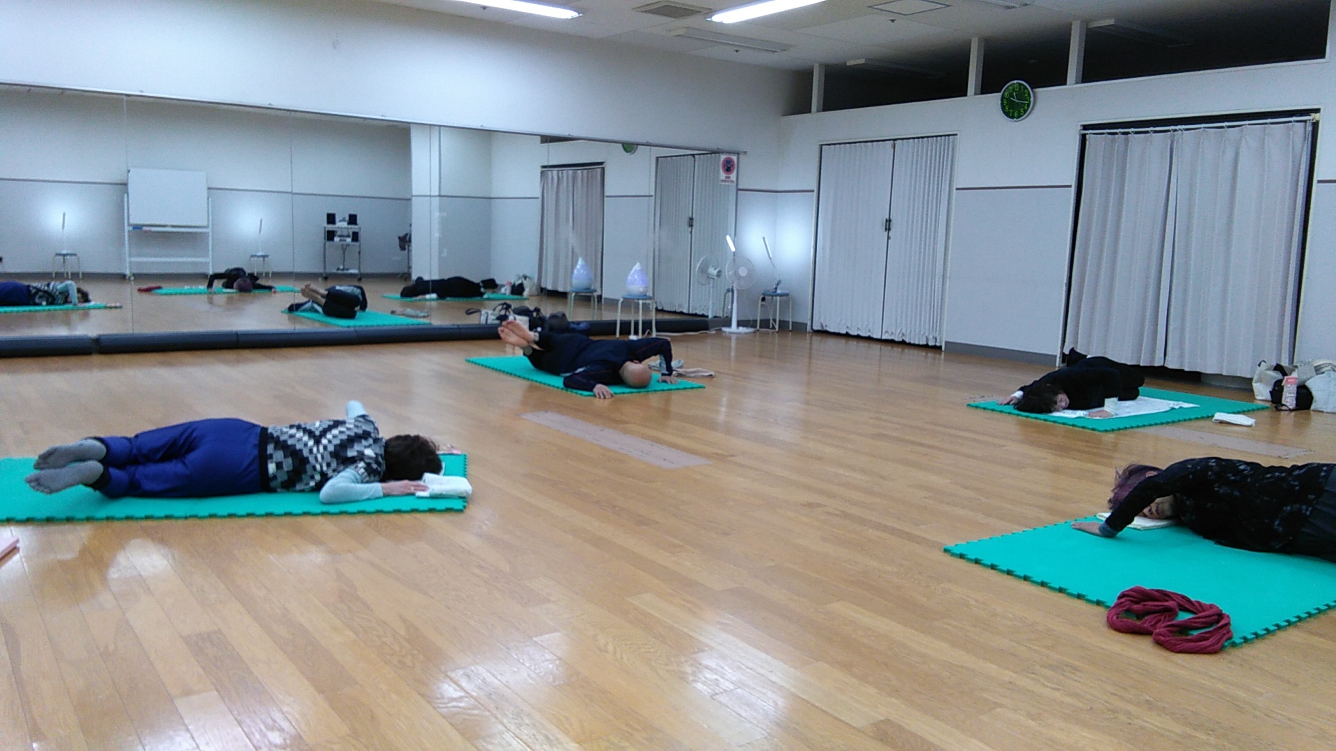 体調維持に 腰・膝・肩けんこう体操