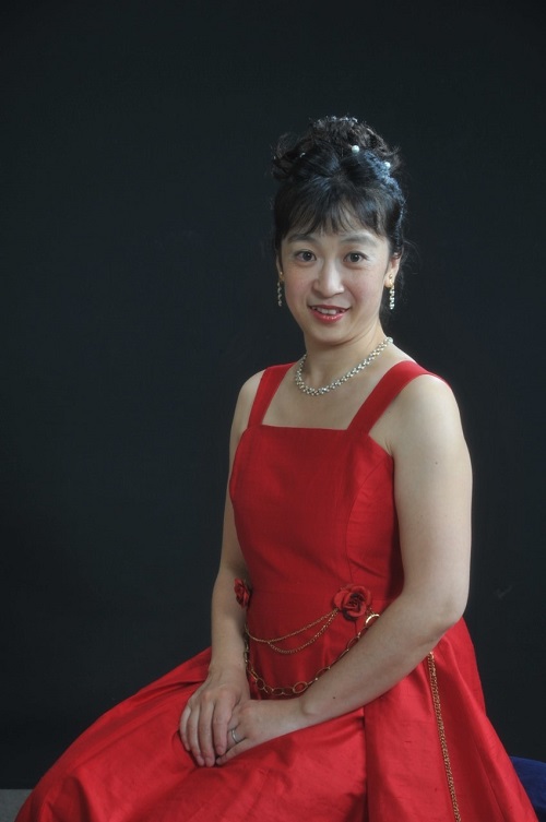 正しい呼吸発声法を身につけながら歌う 楽に声を出すためのボイストレーニング