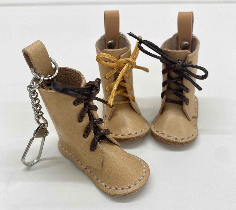 型紙から自由作品へ レザークラフト