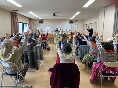カラフルな衣装で踊る フラトレ® 春号新講座 3/23・4/13(月)特別体験会