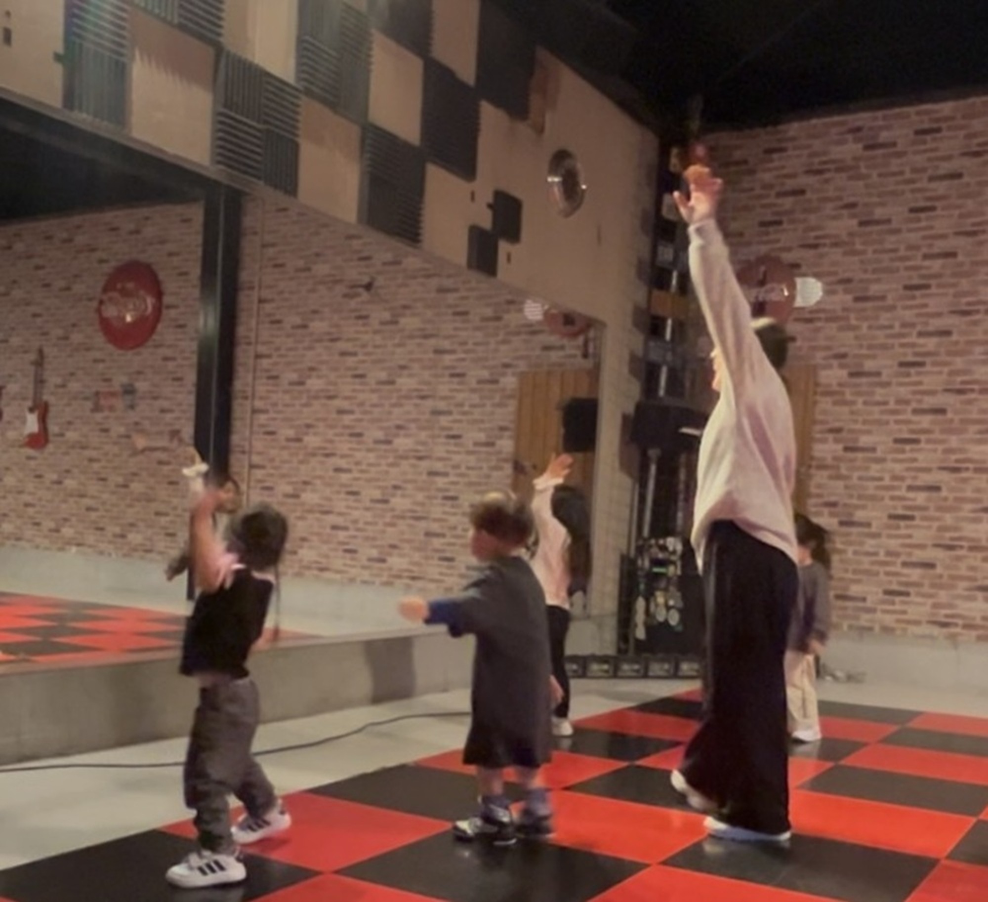 3才から年長さんまでの キッズリズムダンス 春の新講座 3/27(金)特別体験会