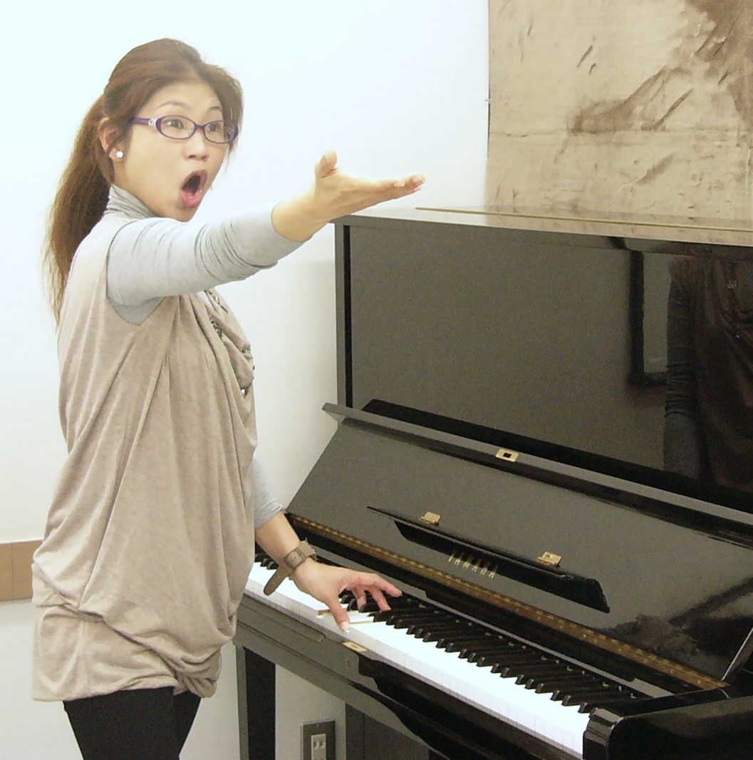 楽しい個人レッスン(30分) ヴォイストレーニング(木)4回