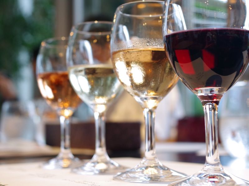 シニアソムリエによる 「ワインの基礎を楽しむ」入門(全3回) 日程 4/11・5/9・6/13(土)