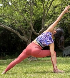 金曜夜 呼吸とつながるヨーガ ほぐしヨーガ 体験会 3/27(金) 体験費 880円