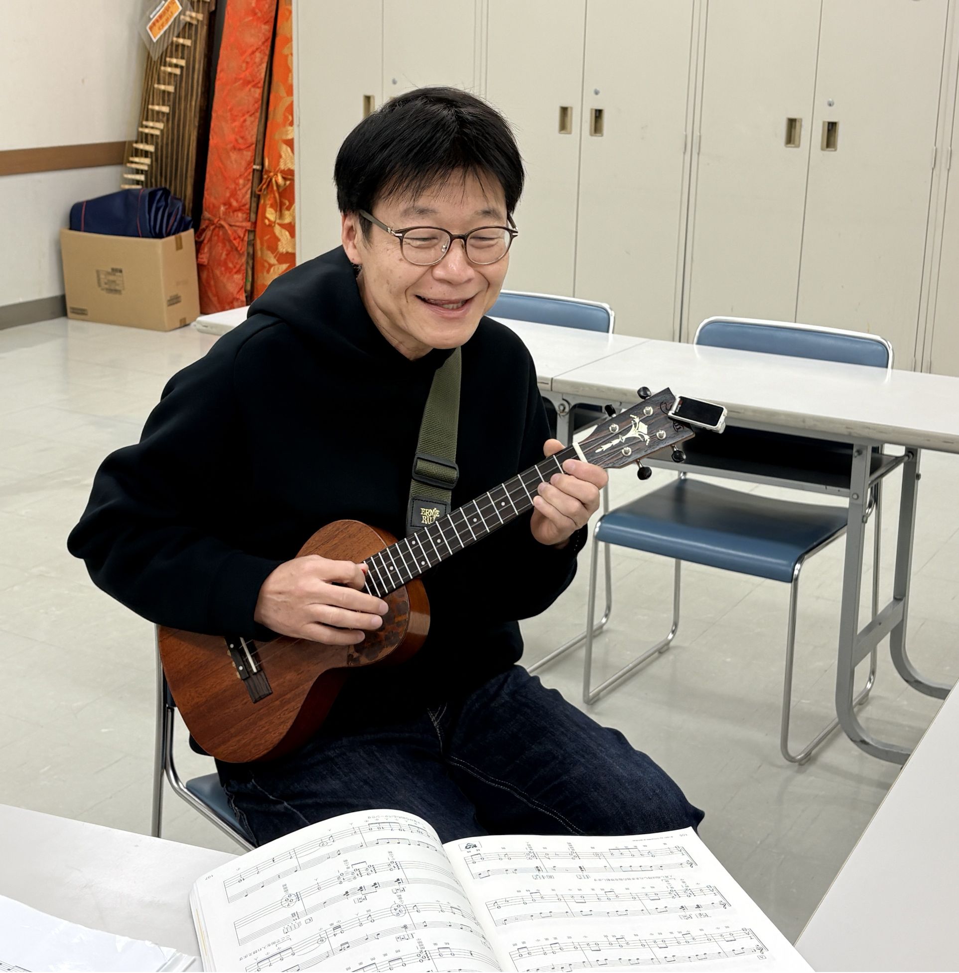 歌謡曲・ポップスを 月曜ウクレレ教室