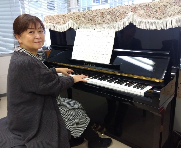 シニアのピアノグループレッスン(入門) ★3/31(火)新講座立ち上げ企画体験880円+教材費110円のみ