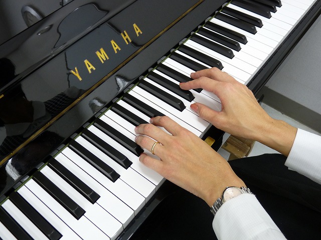 ピアノ(2・4金)