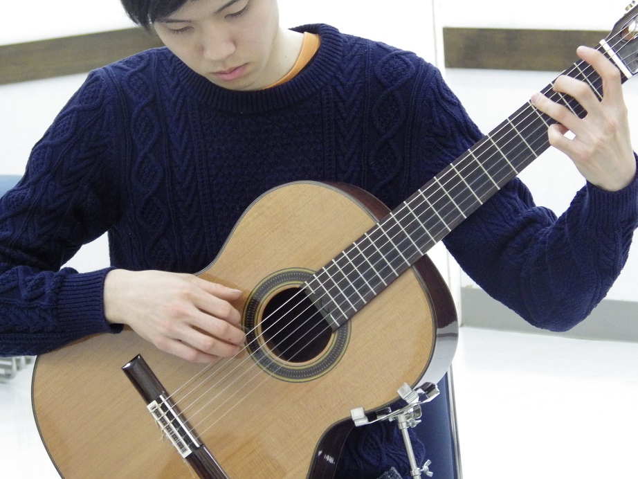 エレキ&アコースティック ギター教室(初級)