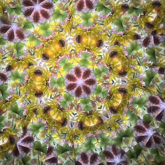 自分だけのオリジナル 万華鏡を作ろう 春号スペシャル 4/11(土)特別体験会