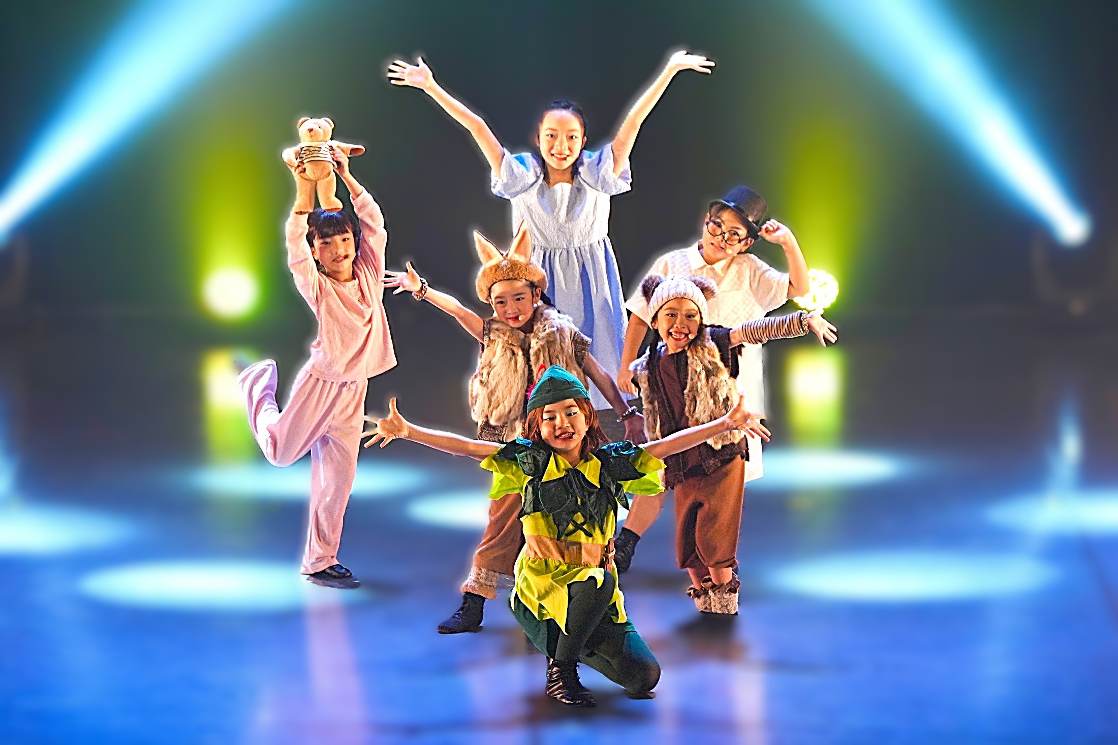 歌って踊る ミュージカル (小2～高3)