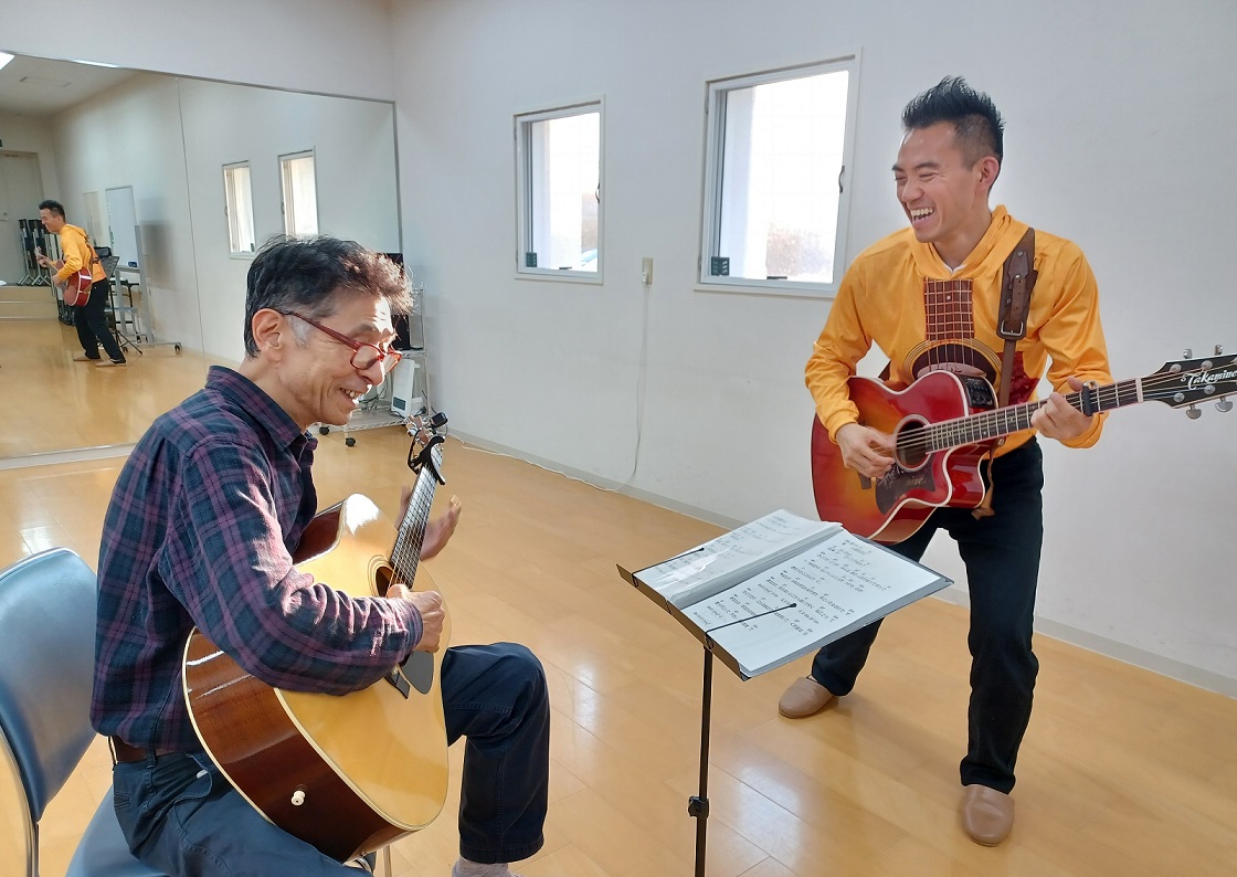 マイ楽器持参で 昭和ヒットソングを歌おう 「春号新講座 4/9(木) 特別体験会」