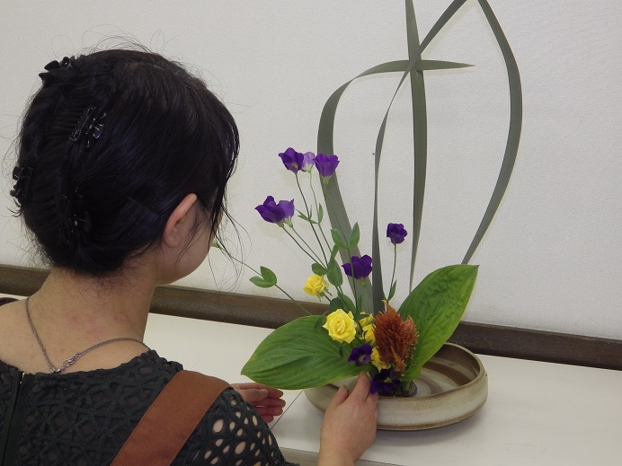 月一回の生花 池坊教室