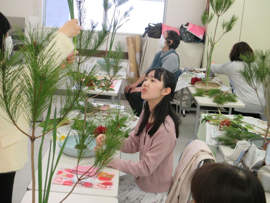 月一回の生花 池坊教室