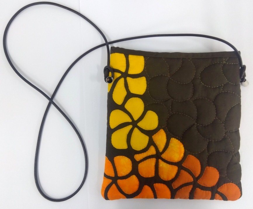 小物からタペストリーまで ハワイアンキルト ★3/18・4/15(水)おすすめ講座体験日1,650円+教材費550円のみ