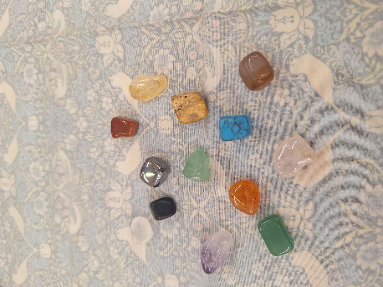 石を投げて占う リソマンシー占い(全6回) 春の新講座4/1(水)スタート