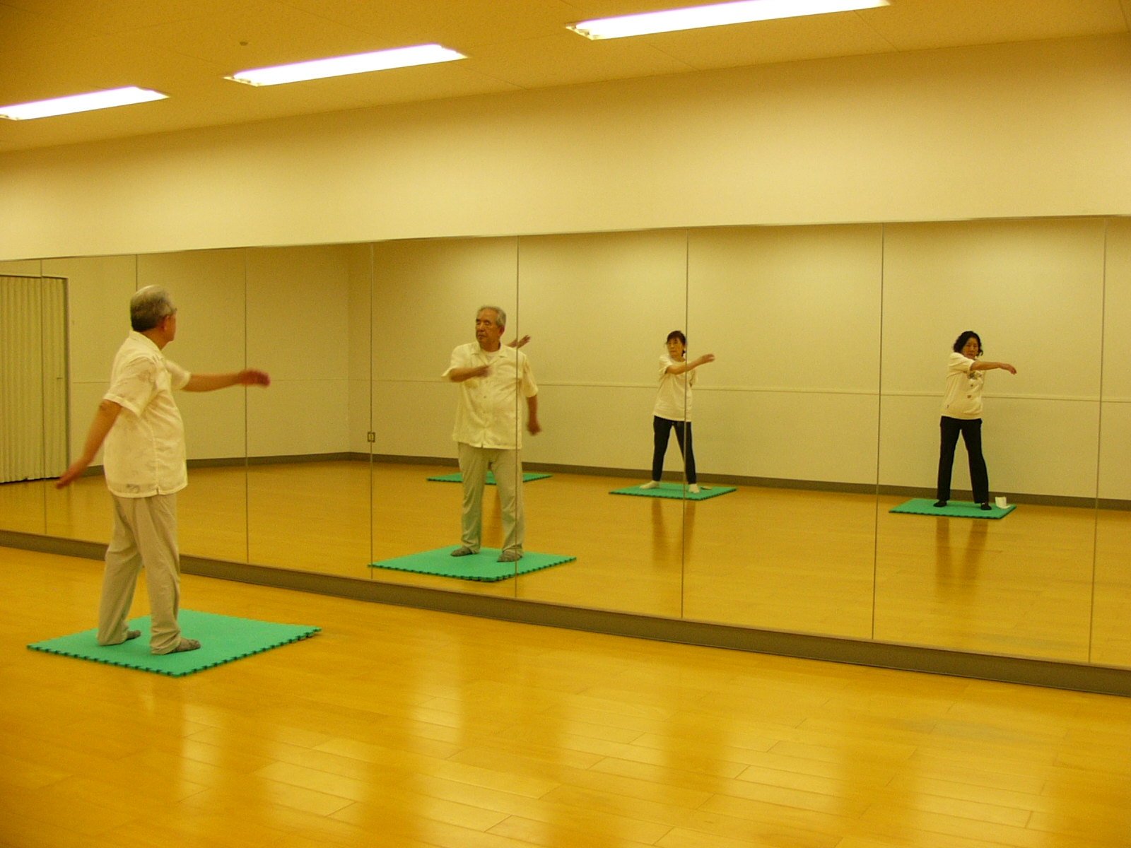 中国古来の健康法 やさしい気功(日曜)