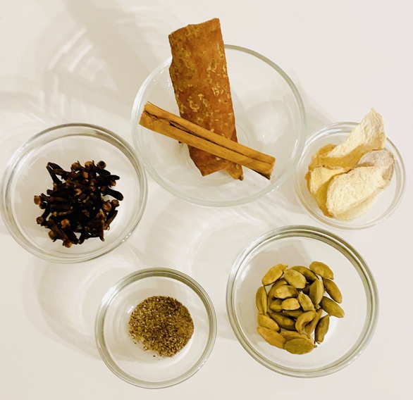 食卓をパワーアップ(全3回) はじめての薬膳スパイス 春の新講座 4月9日(木)スタート