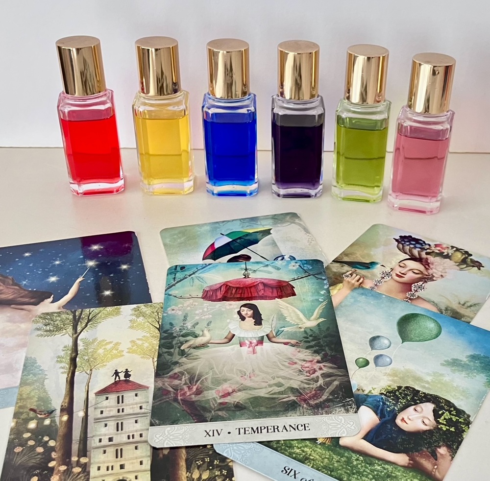 神秘の力に癒される 色とカードのヒーリング講座 春のおすすめ講座 4/8(水)スタート