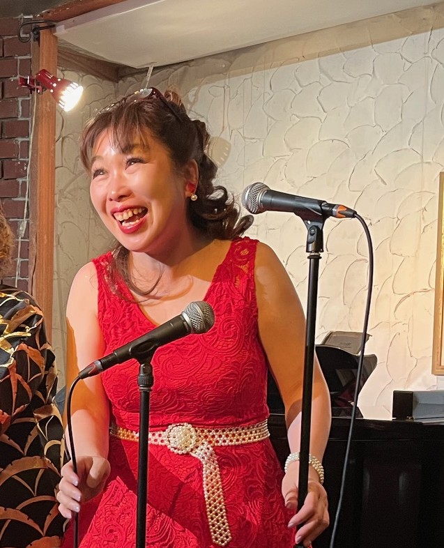 歌って・笑って・若々しく 美容×いきいき健康ボイストレーニングⓇ