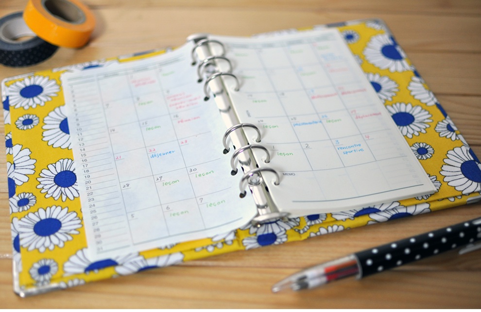 カルトナージュで雑貨作り システム手帳を作ろう! 春の1DAY講座 4/1(水)