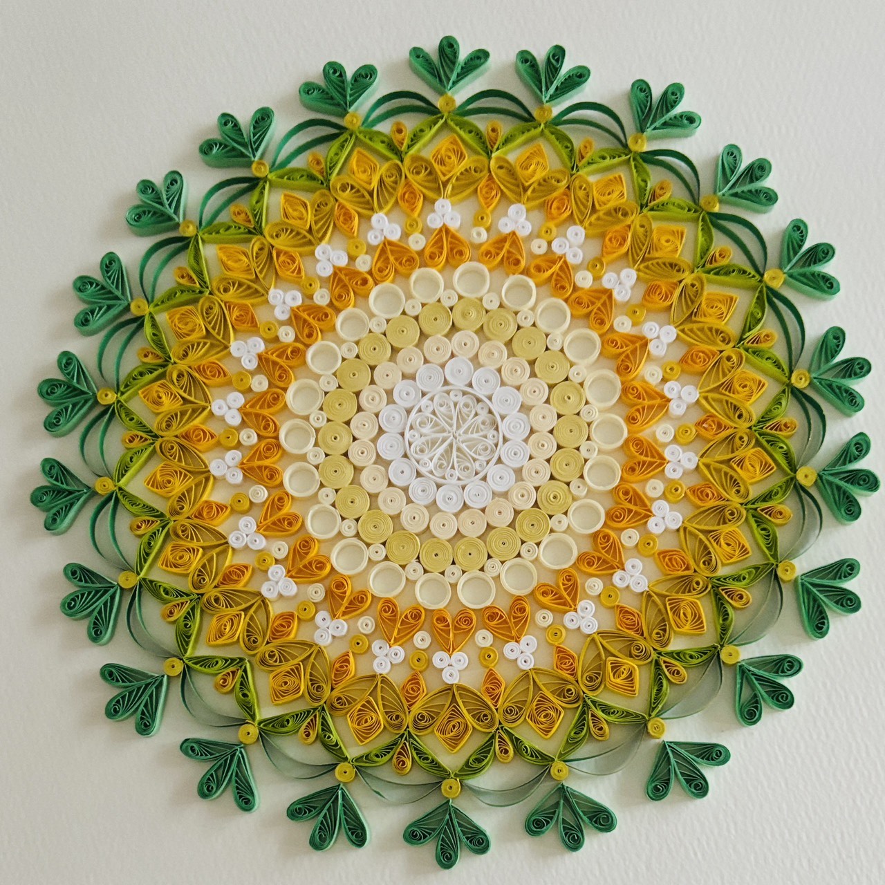 繊細で可憐なペーパーアート 楽しいクイリング教室