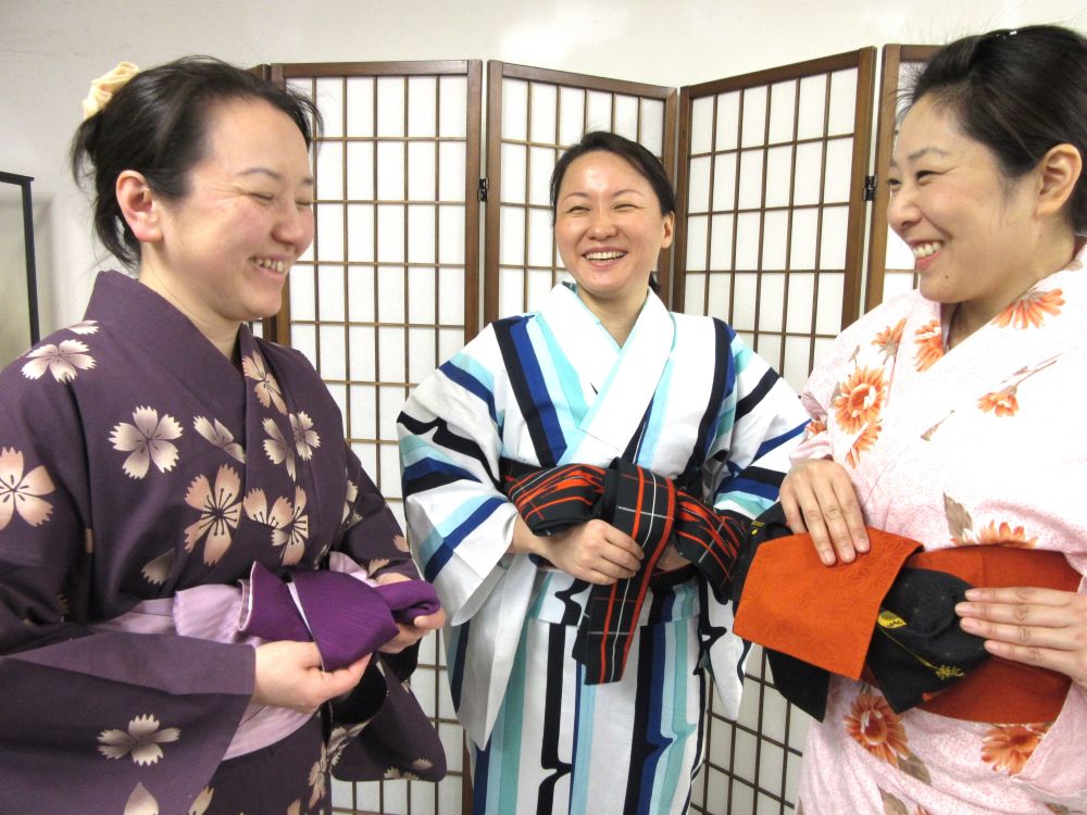 夏のお出かけ準備、これで完璧! 浴衣を着てみよう! 春号1day講座4/18・28(火)開催
