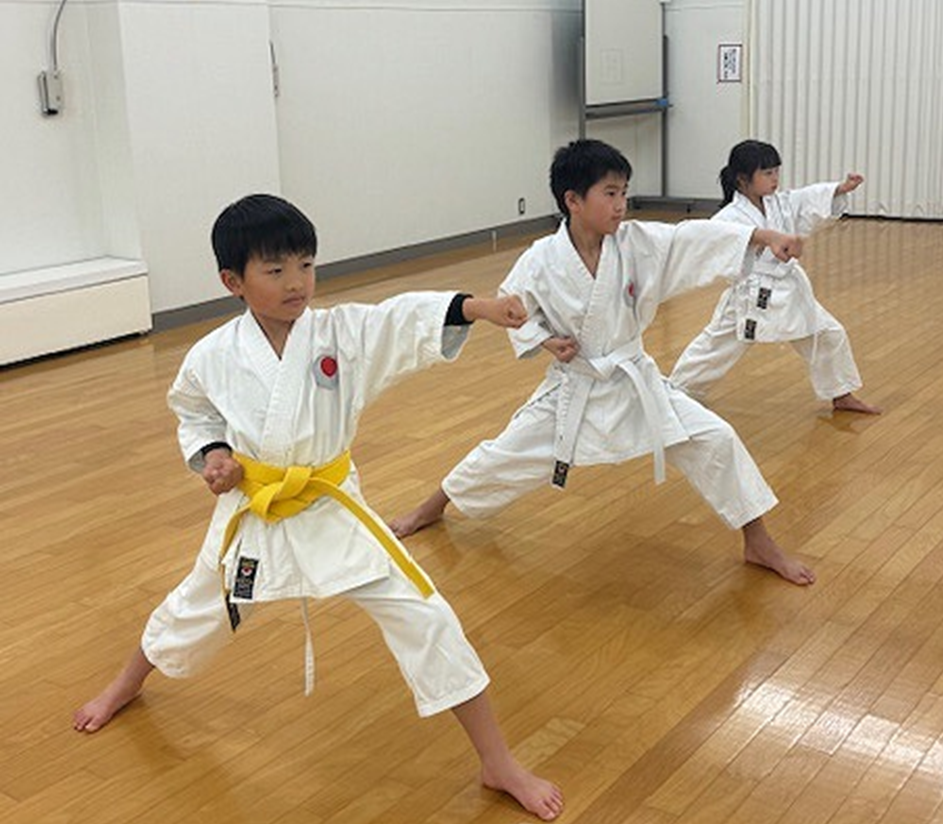 ジュニア・親子・大人みんな一緒に 平日の空手教室 春の新講座 3/25(水)特別体験会