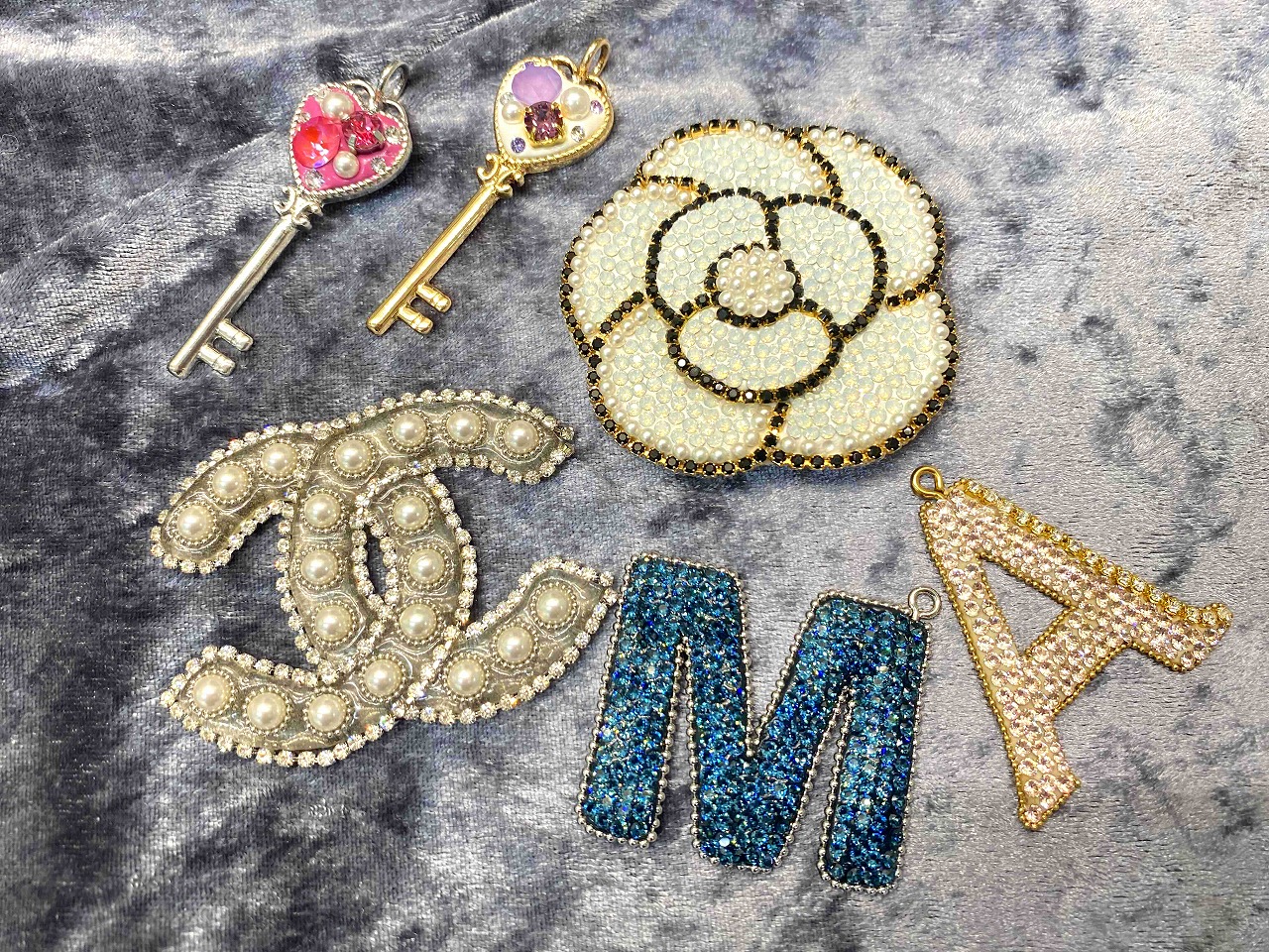 本格アクセサリーを手づくり グルーデコ