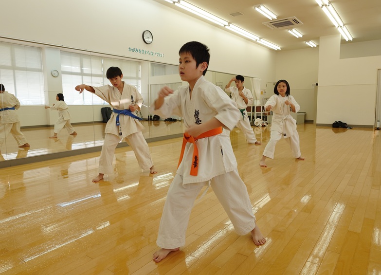 基礎体力UPに こども極真空手(幼児～小学生)